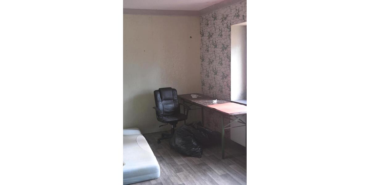 Einfamilienhaus Losheim am See - 11 Zimmer, 150 m&sup2;, 200.000&euro; | Angebot:27285440
