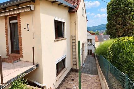 Haus Mettlach - 7 Zimmer, 100 m&sup2;, 96.000&euro; | Angebot:27412883