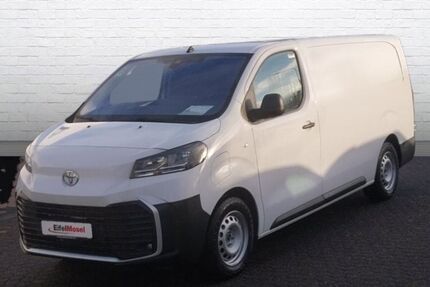 Toyota Proace (Verso) 1.500 km 34.960 &euro; Bitburg 54634
