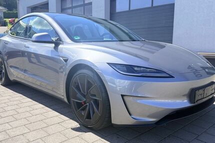 Tesla Model 3 48.900 km 47.950 &euro; Tünsdorf 66693