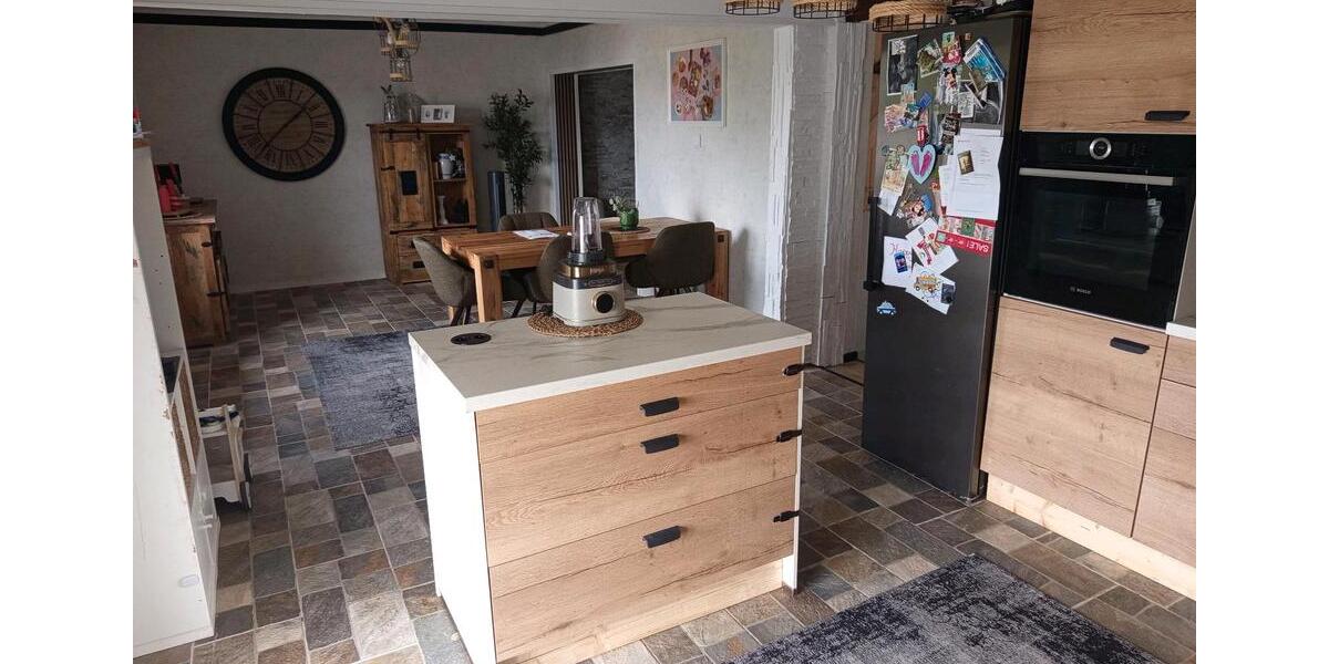 Einfamilienhaus Mettlach - 6 Zimmer, 160 m&sup2;, 419.000&euro; | Angebot:27295442