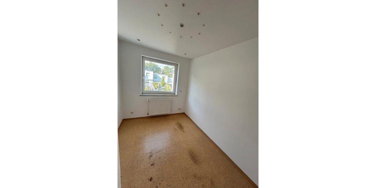 Reihenhaus Trier Kürenz - 6 Zimmer, 149 m&sup2;, 450.000&euro; | Angebot:27212259
