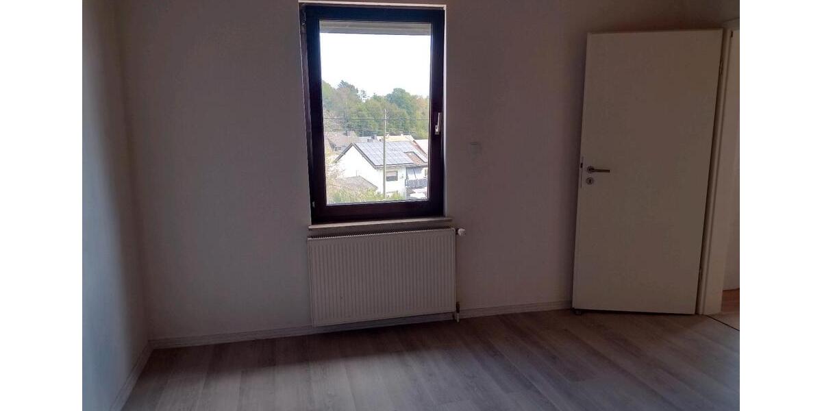Einfamilienhaus Nonnweiler - 5 Zimmer, 108 m&sup2;, 124.000&euro; | Angebot:27437494