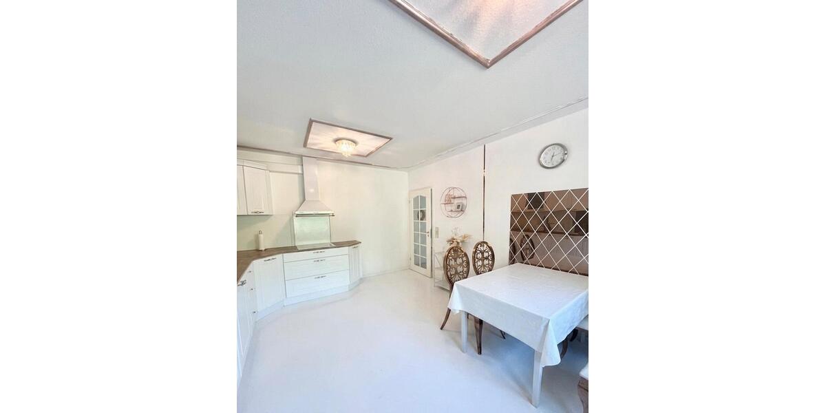 Einfamilienhaus Nonnweiler - 7 Zimmer, 300 m&sup2;, 350.000&euro; | Angebot:27455201
