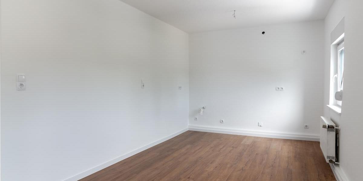 Trier-Ehrang -Teilrenoviertes Wohnhaus für die große Familie oder als 3-Familienhaus - Reihenhaus Trier West-Pallien | Angebot:27370732