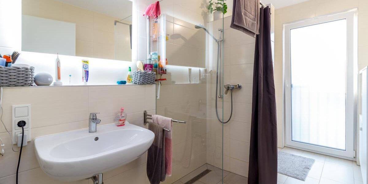 Altersgerechte Penthousewohnung mit großer Dachterrasse nur 5 Gehminuten Nähe Porta - Einfamilienhaus Trier Nord | Angebot:27480063
