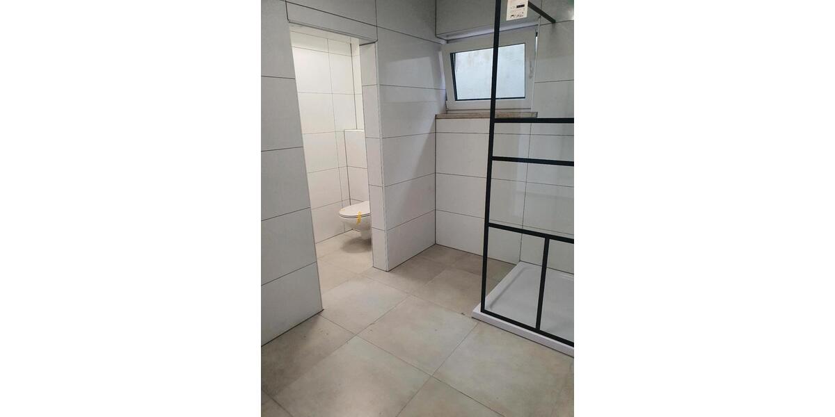 Etagenwohnung Hermeskeil - 3 Zimmer, 123 m&sup2;, 1.000&euro; | Angebot:25440243