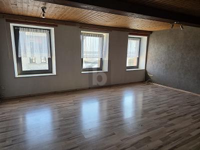 ATTRAKTIVE IMMOBILIE IN RUHIGER LAGE - Bauernhaus, Landhaus Weiskirchen | Angebot:27349186