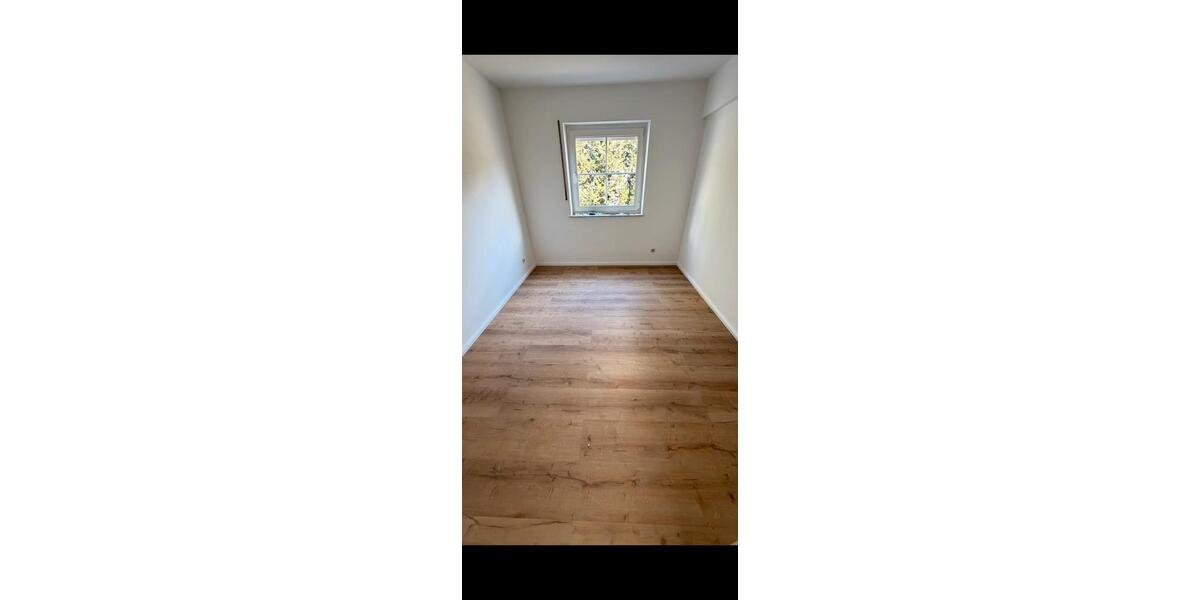 Etagenwohnung Trier Kürenz - 4 Zimmer, 105 m&sup2;, 364.900&euro; | Angebot:27157158