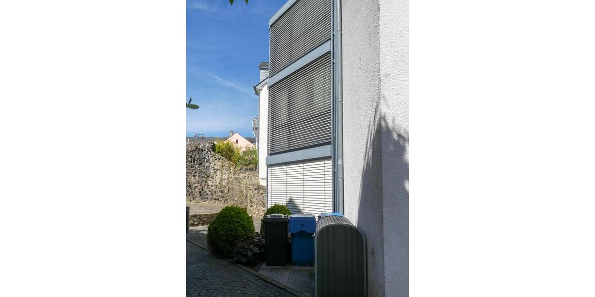 Solide Kapitalanlage - Gepflegtes Mehrfamilienhaus in Top Lage Bitburg Innenstadt - Wohn- & Geschäftshaus Bitburg | Angebot:26887979
