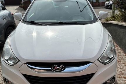 Hyundai ix35 92.885 km 9.500 &euro; Gusterath 54317
