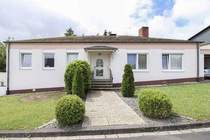Haus Bitburg - 7 Zimmer, 282 m&sup2;, 560.000&euro; | Angebot:27465446