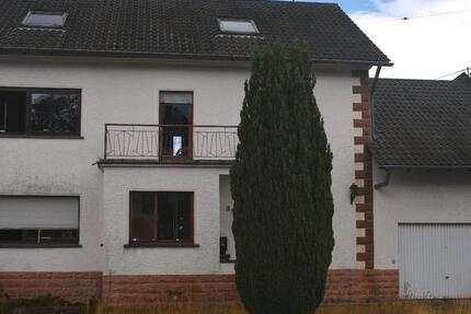 Haus Losheim am See - 11 Zimmer, 150 m&sup2;, 200.000&euro; | Angebot:27285440