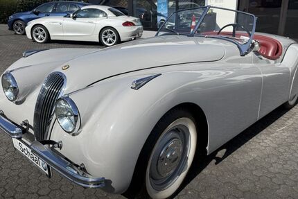 Jaguar XK 4.289 km 89.990 &euro; Bitburg 54634