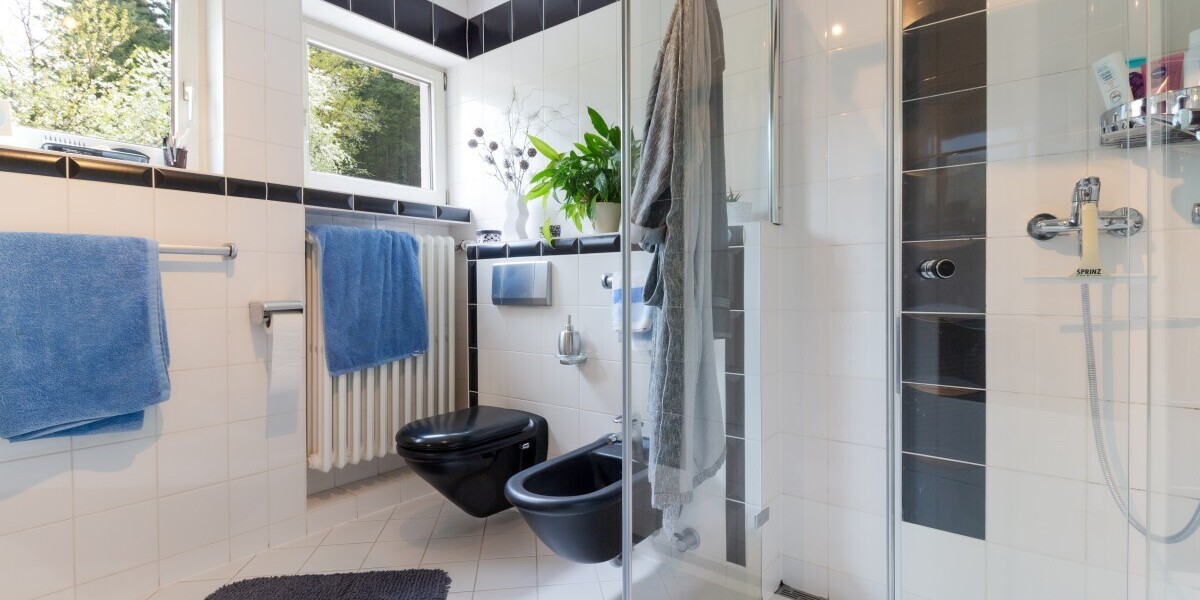 Trier-Feyen - Großzügiges freistehendes Wohnhaus in individueller Lage mit viel Grün - Einfamilienhaus Trier Feyen-Weismark | Angebot:27280578
