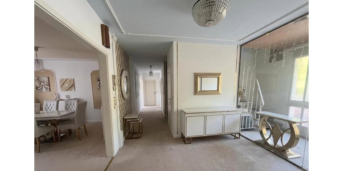 Einfamilienhaus Nonnweiler - 7 Zimmer, 300 m&sup2;, 350.000&euro; | Angebot:27455201