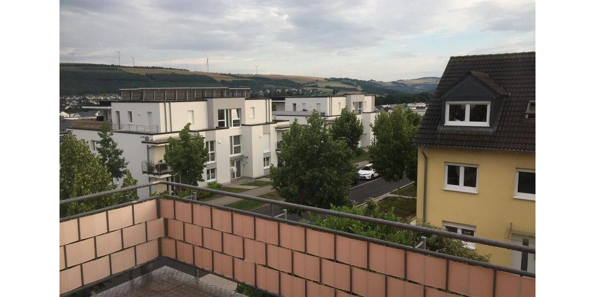 Dachgeschoßwohnung Trier Kürenz - 5 Zimmer, 148 m&sup2;, 479.000&euro; | Angebot:27446318