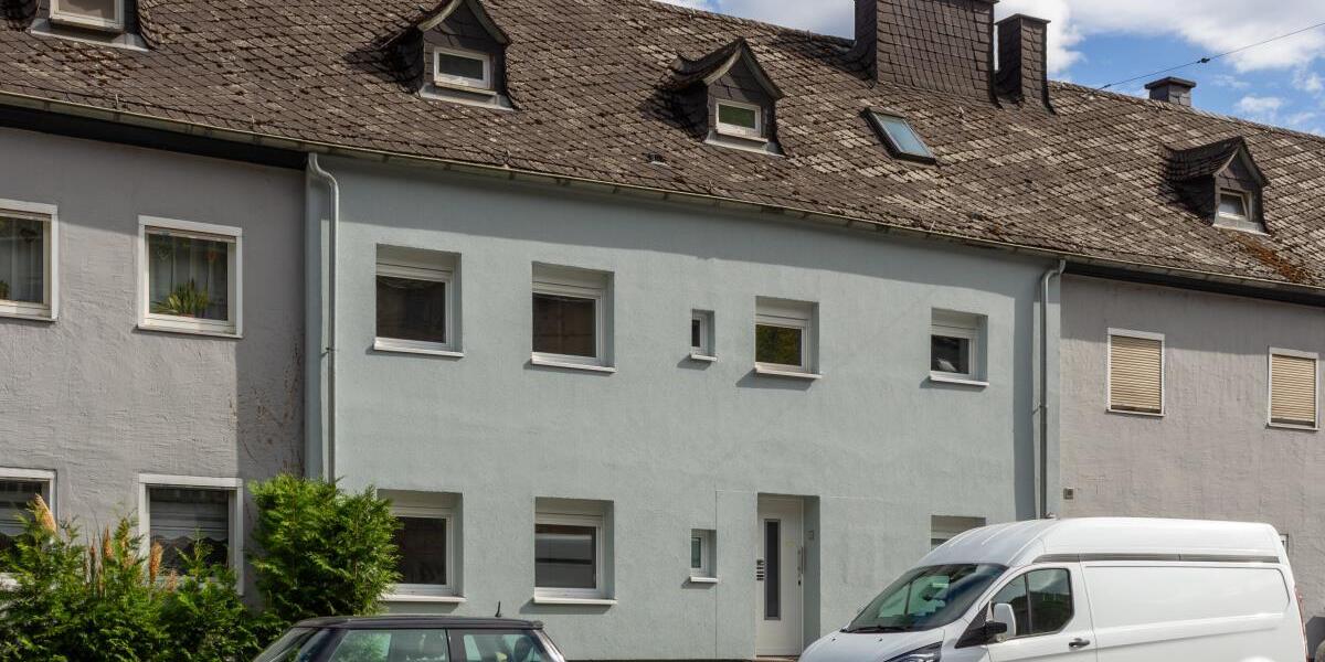 Trier-Ehrang -Teilrenoviertes Wohnhaus für die große Familie oder als 3-Familienhaus - Reihenhaus Trier West-Pallien | Angebot:27370732