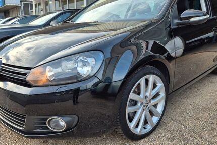 VW Golf 208.000 km 2.999 &euro; Trier 54294