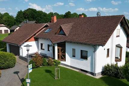 Haus Orenhofen - 10 Zimmer, 311 m&sup2;, 495.000&euro; | Angebot:27004520