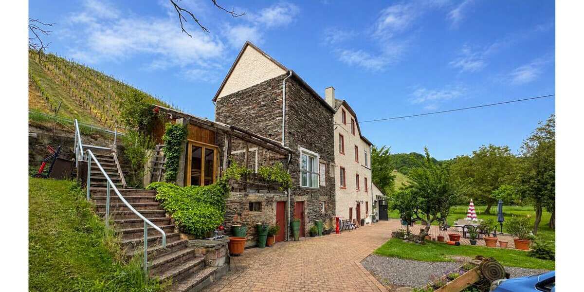 Einfamilienhaus Neumagen-Dhron / Dhron Dhron - 10 Zimmer, 285 m&sup2;, 370.000&euro; | Angebot:26733561