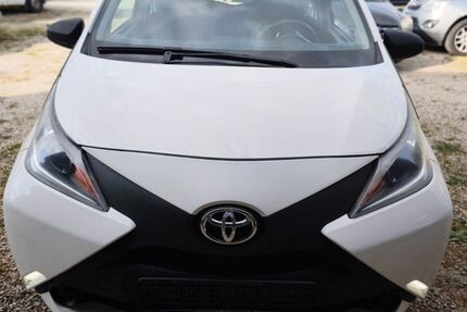 Toyota Aygo (X) 255.000 km 3.500 &euro; Konz-koenen 54329
