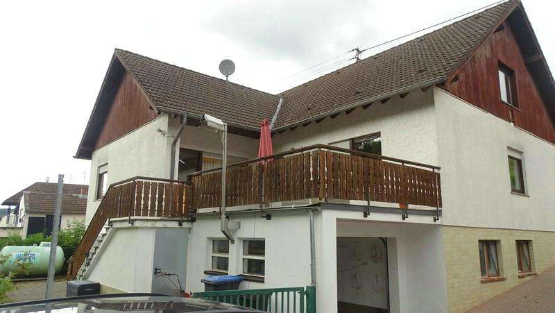Einfamilienhaus Wiltingen - 8 Zimmer, 158 m&sup2;, 349.000&euro; | Angebot:27492502