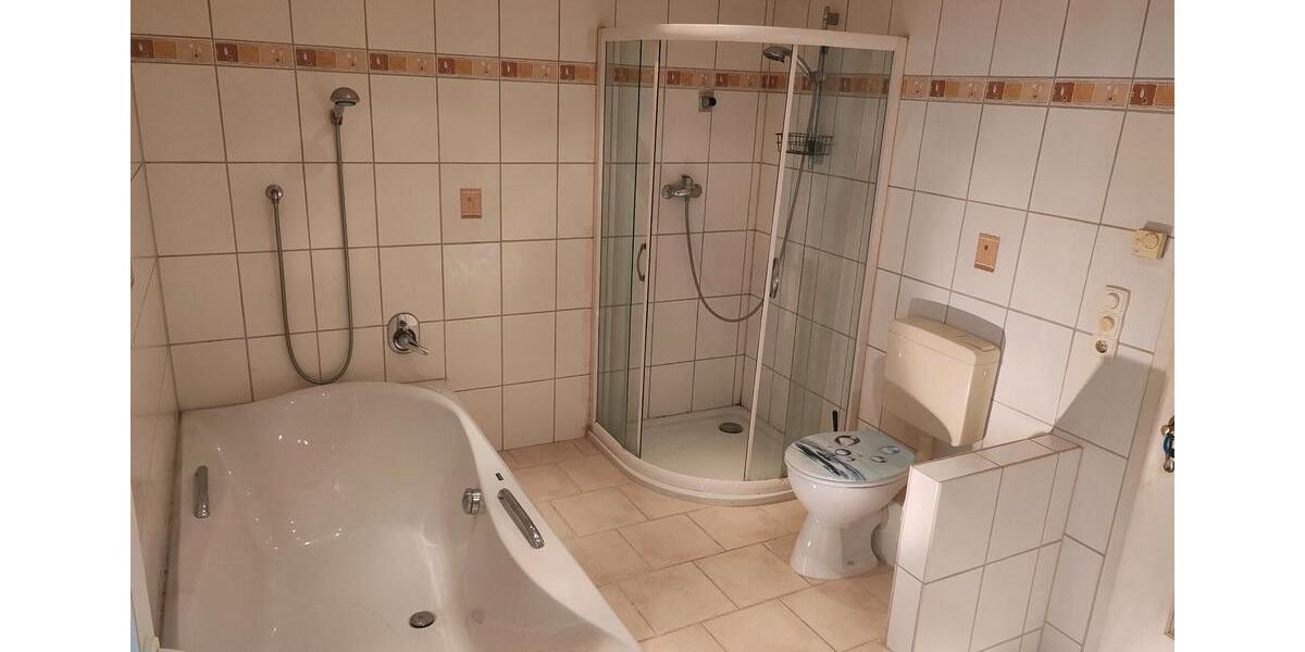 Einfamilienhaus Saarburg - 6 Zimmer, 120 m&sup2;, 185.000&euro; | Angebot:27230336