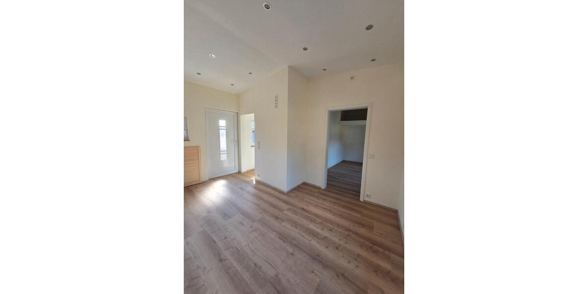 Einfamilienhaus Weiskirchen - 1 Zimmer, 40 m&sup2;, 109.000&euro; | Angebot:27437490