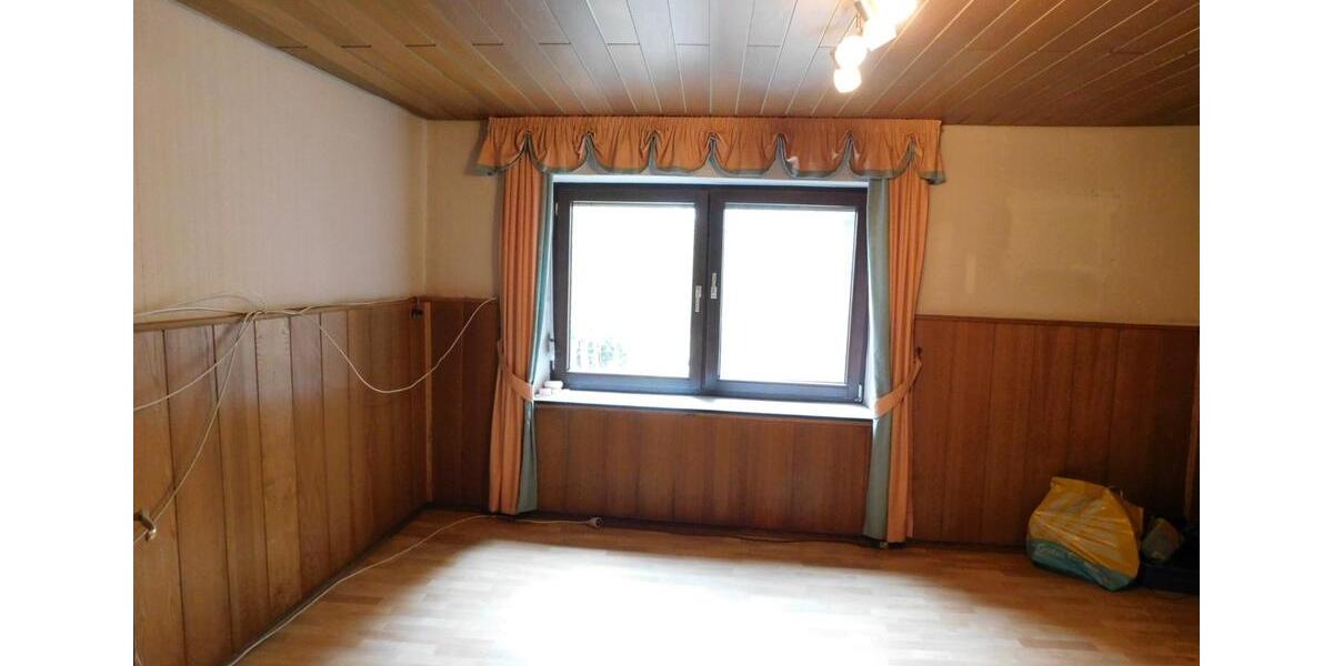 Mehrfamilienhaus, Wohnhaus Mettlach - 8 Zimmer, 188 m&sup2;, 199.000&euro; | Angebot:26221861