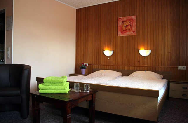 Romatisches Hotel mit Restaurant in der Eifel - Gewerbeobjekt Bitburg | Angebot:26477317