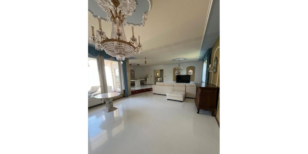 Einfamilienhaus Nonnweiler - 7 Zimmer, 300 m&sup2;, 350.000&euro; | Angebot:27455201