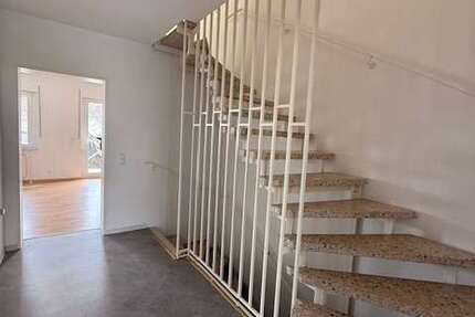 Haus Binsfeld - 4 Zimmer, 122 m&sup2;, 899&euro; | Angebot:26982268