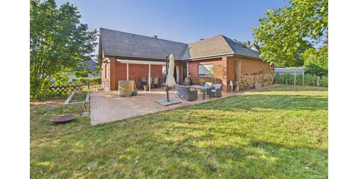 Einfamilienhaus Bitburg - 10 Zimmer, 260 m&sup2;, 575.000&euro; | Angebot:27211681