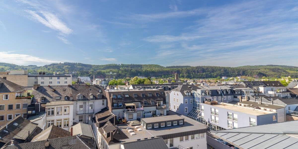 Blick über die Stadt- Altersgerechte helle Penthousewohnung an der Fußgängerzone - Einfamilienhaus Trier Nord | Angebot:26948447