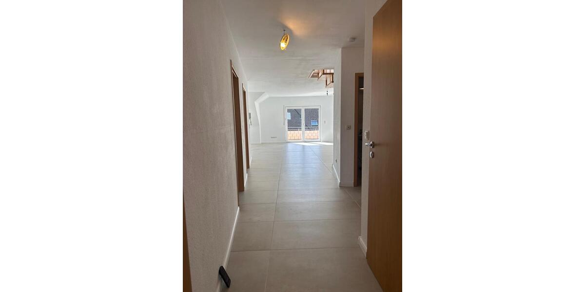 Dachgeschoßwohnung Trier Kürenz - 5 Zimmer, 148 m&sup2;, 479.000&euro; | Angebot:27446318