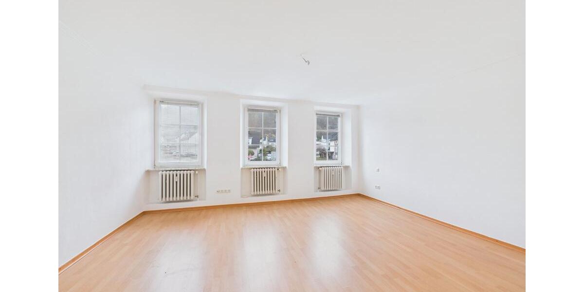 Doppelhaushälfte Wasserliesch - 15 Zimmer, 445 m&sup2;, 920.000&euro; | Angebot:27223050