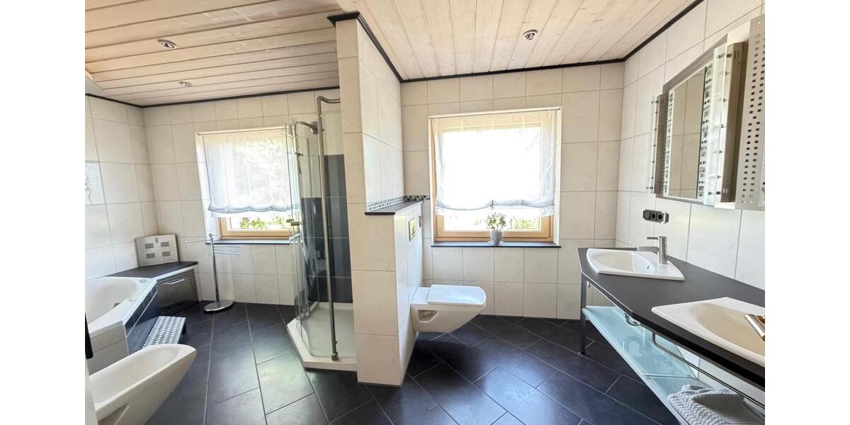 Einfamilienhaus Wasserliesch - 6 Zimmer, 258 m&sup2;, 670.000&euro; | Angebot:27218162