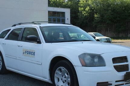 Dodge Magnum SE V6 2.9 Wenig KM US Titel 10.485 km 2.999 &euro; Badem 54657