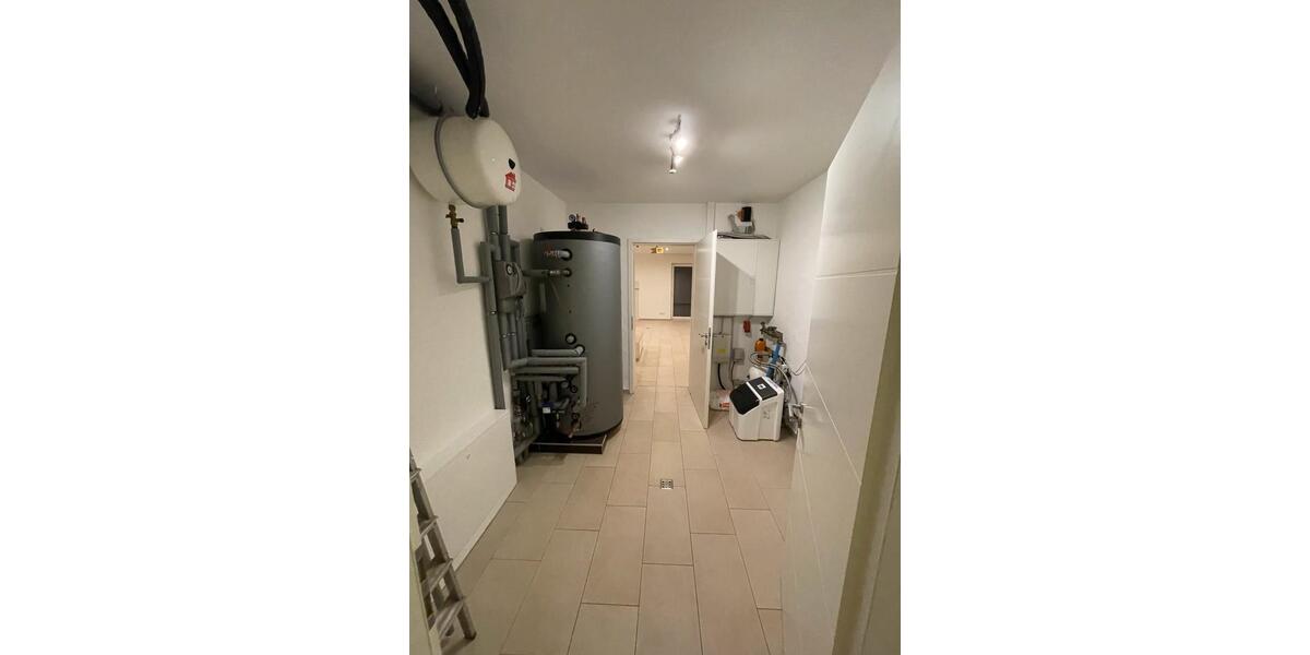 Einfamilienhaus Spangdahlem - 9 Zimmer, 260 m&sup2;, 499.000&euro; | Angebot:27227808
