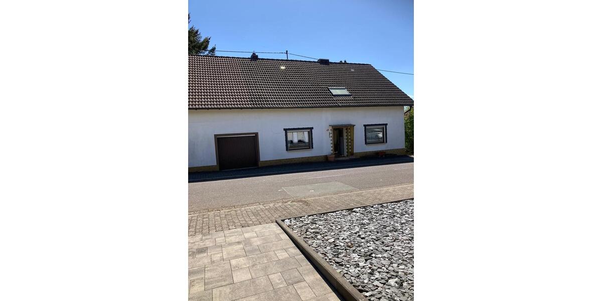 Einfamilienhaus Nonnweiler - 11 Zimmer, 190 m&sup2;, 215.000&euro; | Angebot:26921928