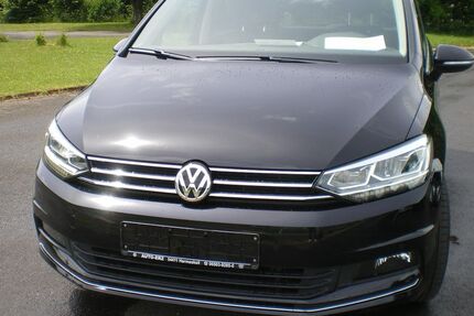 VW Touran 141.415 km 15.900 &euro; Hermeskeil 54411