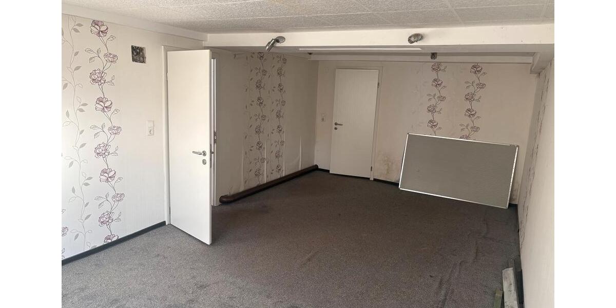 Einfamilienhaus Losheim am See - 5 Zimmer, 140 m&sup2;, 64.000&euro; | Angebot:27465085