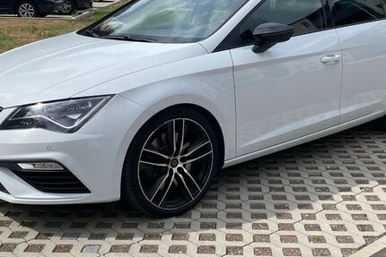 Cupra Leon 140.500 km 20.300 &euro; Nittel 54453