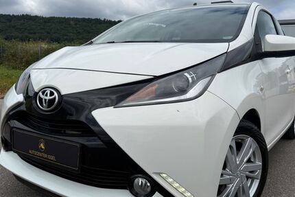 Toyota Aygo (X) 73.206 km 9.290 &euro; Schweich-Issel 54338