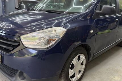 Dacia Lodgy 264.000 km 2.490 &euro; Schweich 54338