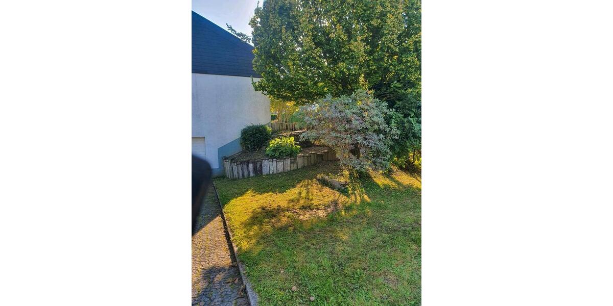 Einfamilienhaus Hermeskeil - 6 Zimmer, 200 m&sup2;, 459.000&euro; | Angebot:24353930