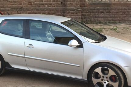 VW Golf 177.000 km 3.999 &euro; Trier 54294