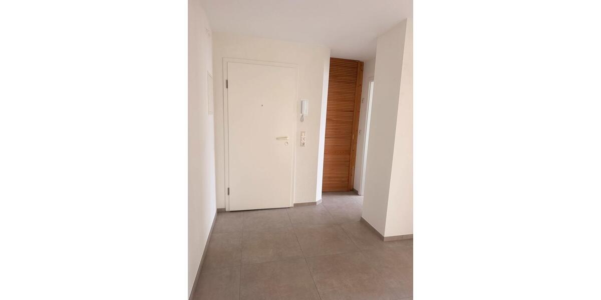 Dachgeschoßwohnung Bitburg - 3 Zimmer, 66 m&sup2;, 196.000&euro; | Angebot:27436954