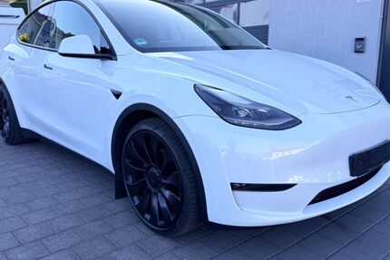 Tesla Model Y 94.300 km 33.950 &euro; Tünsdorf 66693